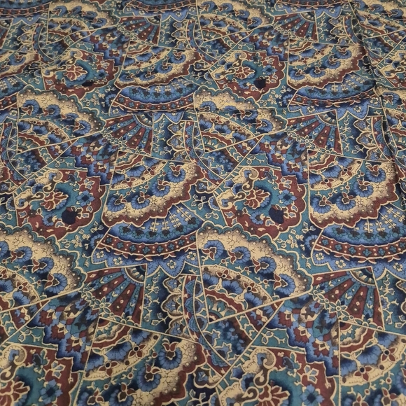 Kalamkari Print Fabric by Hoffman Fabrics 1+ Yard Piece of Fabric - Picture 1 of 4